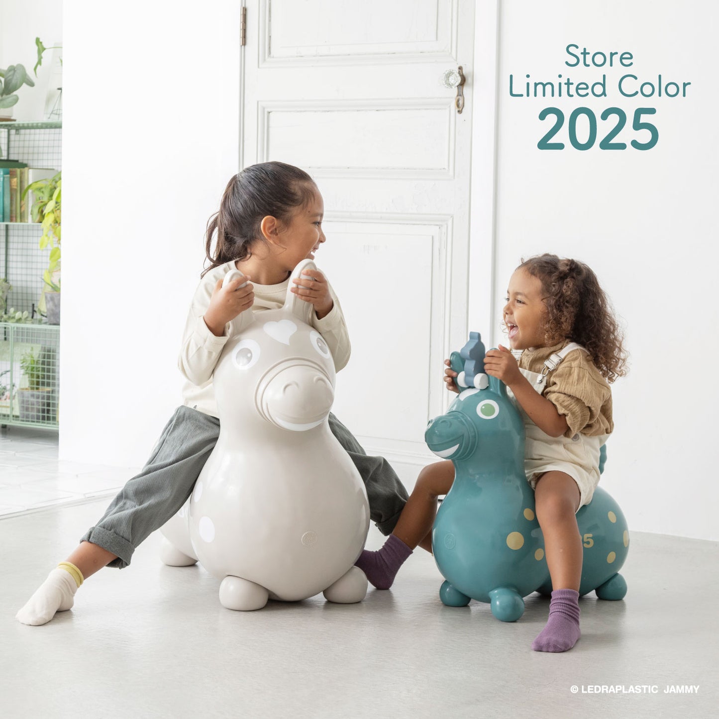 【公式限定】【セットでお得】乗用ロディ LaLa ストア限定カラー2025(フォレスト)ロッキングベースセット