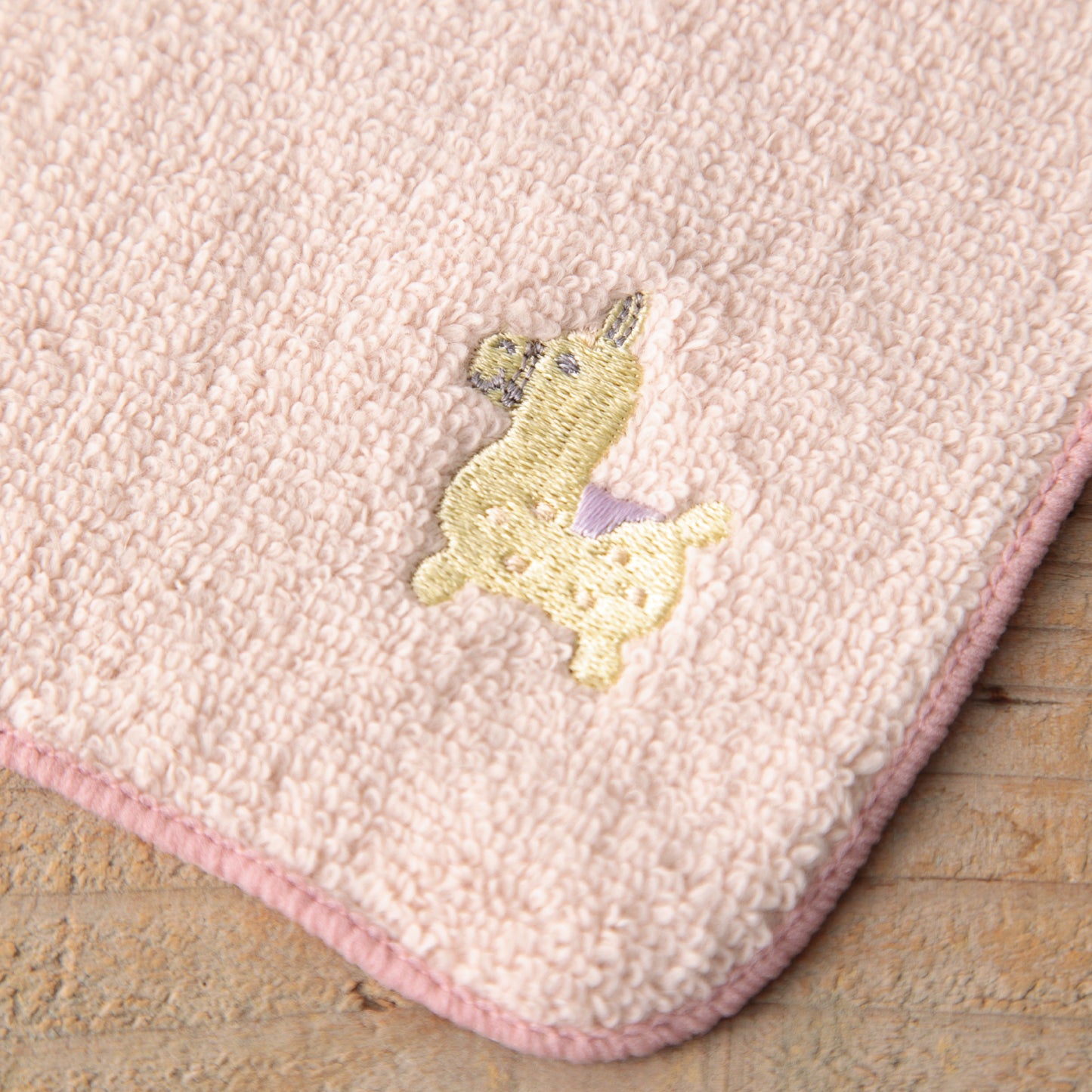 無撚糸パイル刺繡ハンカチ_ライトピンク