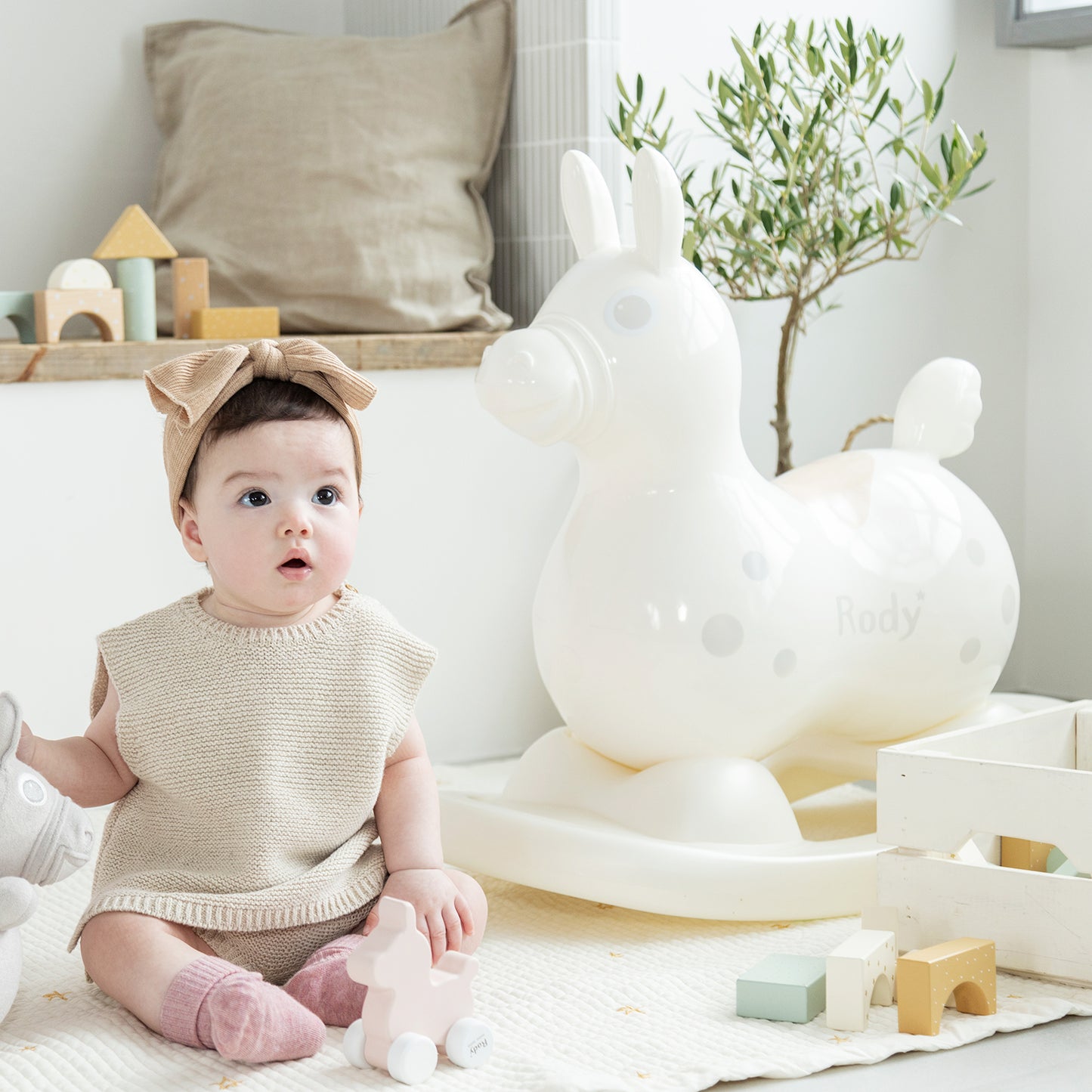 【セットでお得】乗用ロディ nino nino (グレー) ロッキングベースセット