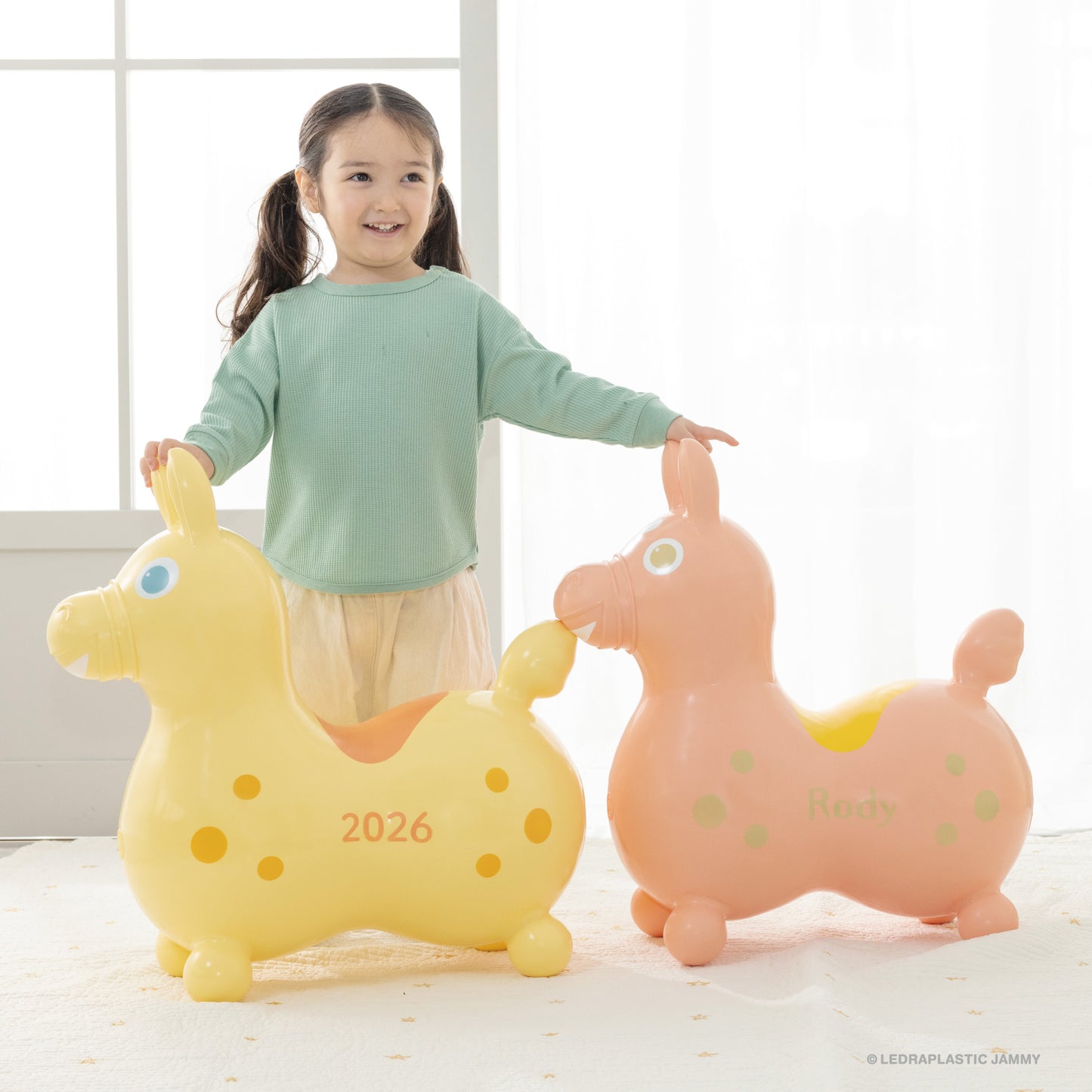 【予約：3月上旬より順次お届け】【公式限定】乗用ロディ　LaLa　ストア限定カラー2026（サンライズ）