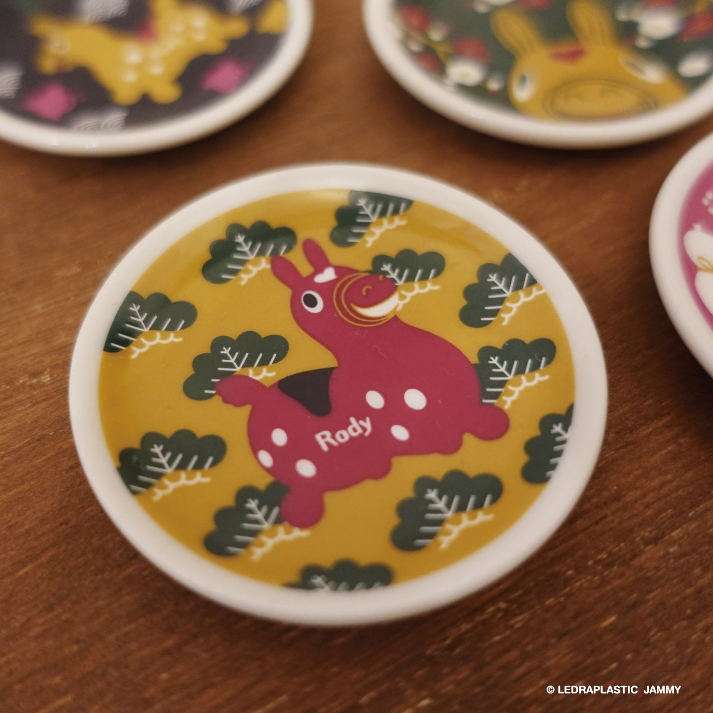 【どれが出るかはお楽しみ】九谷焼ロディ まめまめ皿