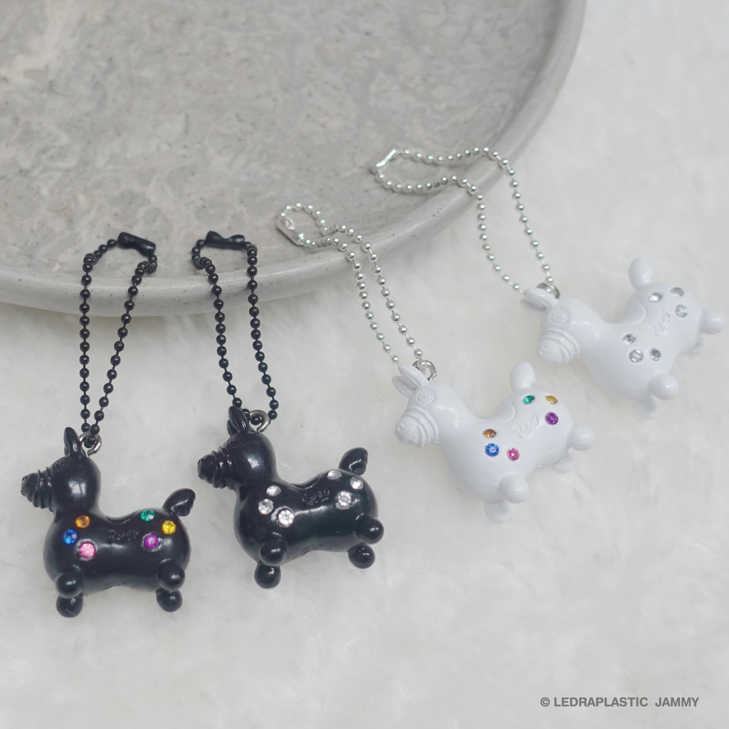 RODY ブローチ＆チャーム