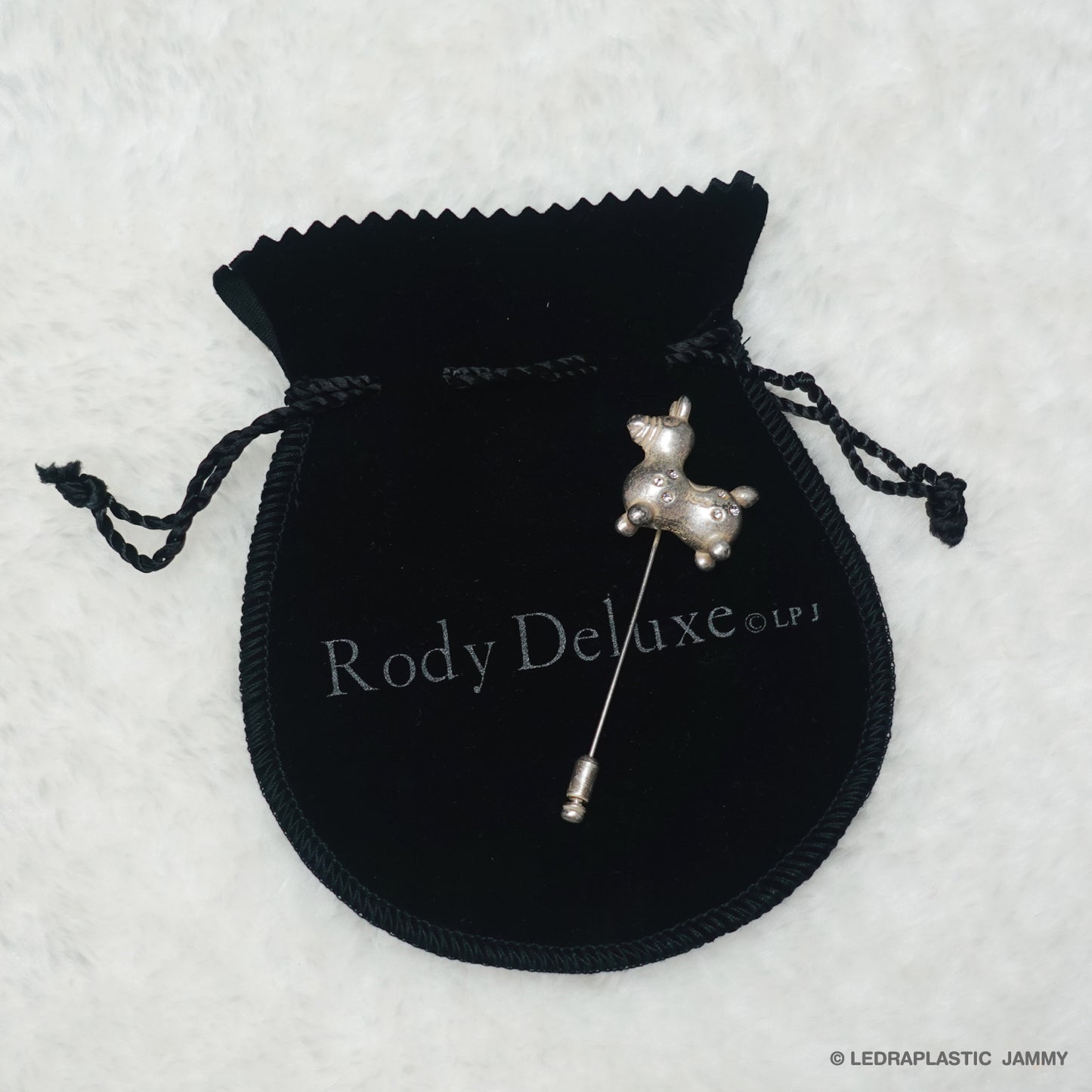 【公式限定】Rody Deluxe ピンブローチ スワロフスキー