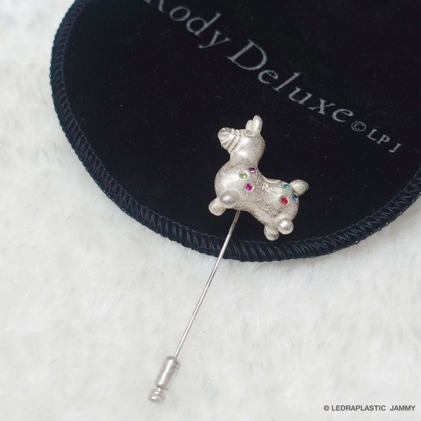 【公式限定】Rody Deluxe ピンブローチ スワロフスキー