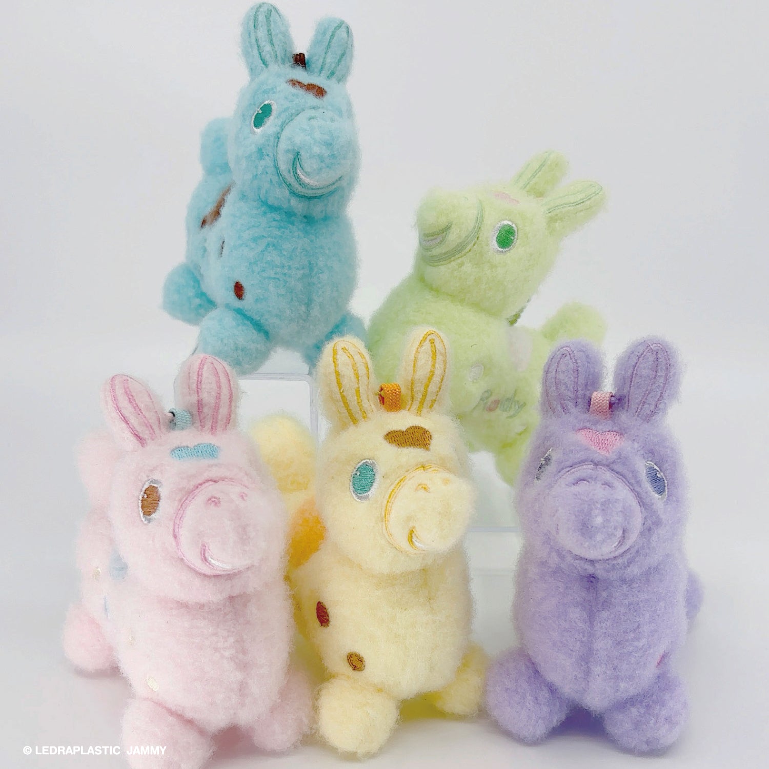 もふもふ生地とパステルカラーの相性がぴったり！ロディ ぬいぐるみ